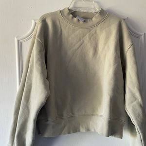 Aritzia TNA cozyAF cropped fleece